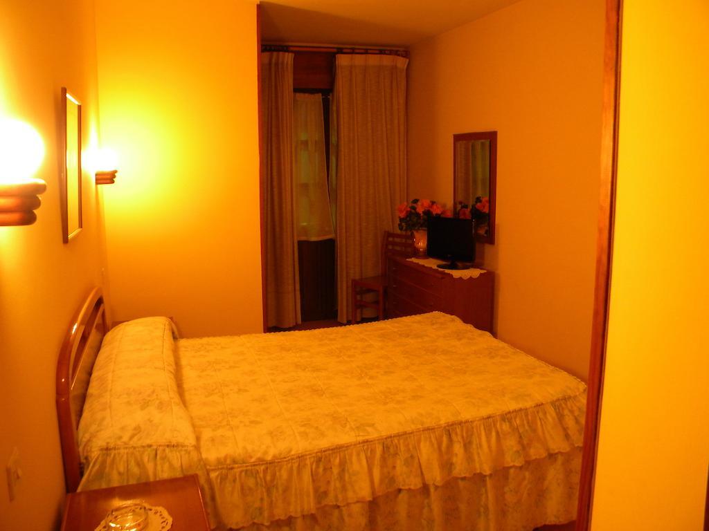 Hotel Solymar Bricia Szoba fotó